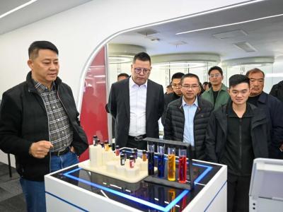 热烈欢迎浙江省涂料工业协会领导一行莅临晨光参观考察，共话涂料新未来！