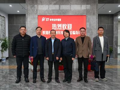 无锡交建集团、华仁建设集团、宜兴陶都科技新城发展有限公司领导一行莅临晨光集团参观考察！
