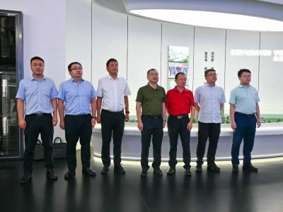 农行常州分行行长姚红军等领导一行莅临我司参观考察 共鉴晨光创新成果 共话合作新篇！